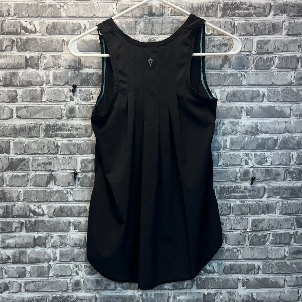 Girl's IVIVVA‎ top